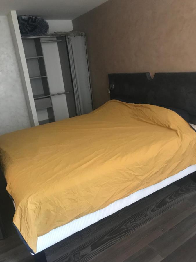 F3 Bord De Loire Complet Apartment Decize Bagian luar foto
